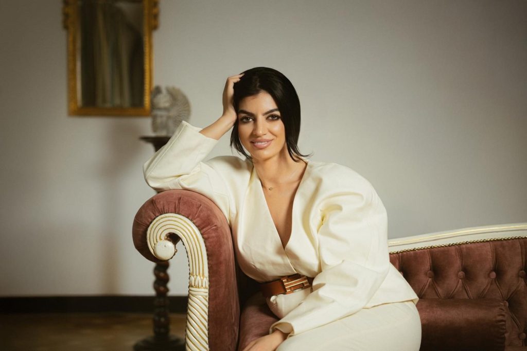 Pro-HR.ro, companie condusă de Carmen Macovei, oferă soluții complete de resurse umane pentru startup-uri