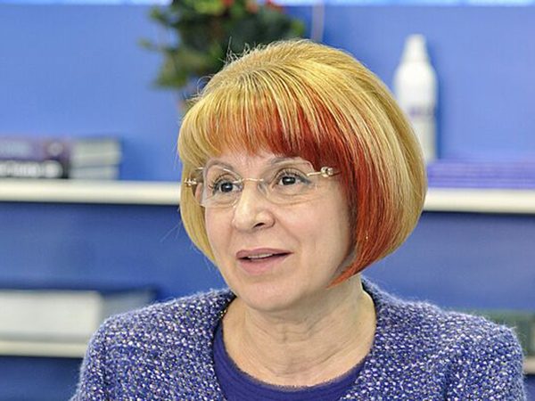 Dr. Alis Grasu: Excelență în Managementul Urgențelor Medicale la Serviciul de Ambulanță București