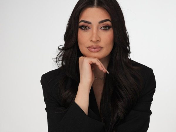 Manuela Halasag, agent REMAX Klass, ghidul tău de încredere pentru cele mai bune apartamente de vânzare